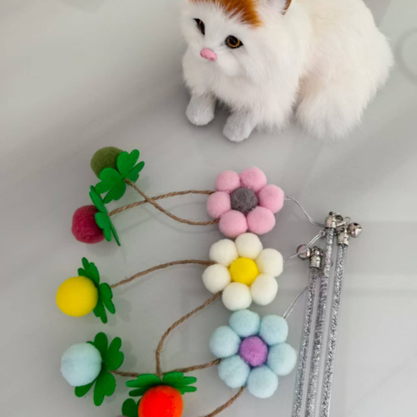 Cat Teaser Wand Flower Shape